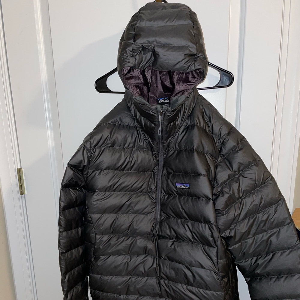 Patagonia Men's Down Sweater Hoody Pullover